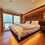 Chalet Luxury Engedi