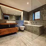 Luxury Engedi Chalet *