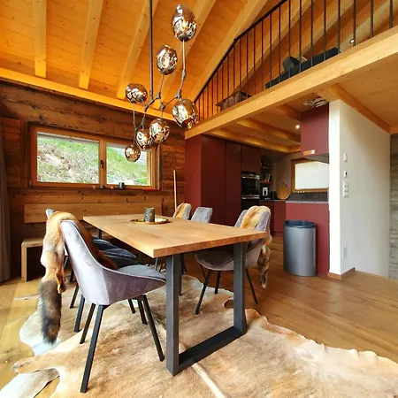 Luxury Engedi Chalet *